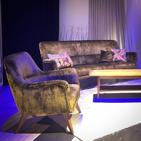 Canapé vintage et 2 fauteuils velours années 1960 – Image 5