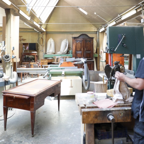 Restauration de meubles anciens XVI au XX ème sièc – Image 3