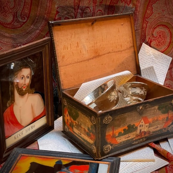 Coffret polychrome XIX eme art populaire – Image 3