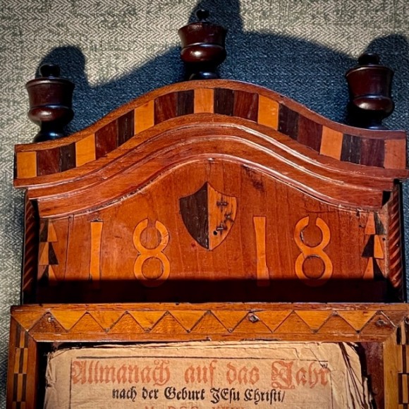 Art populaire - Cadre de calendrier daté 1818 – Image 2