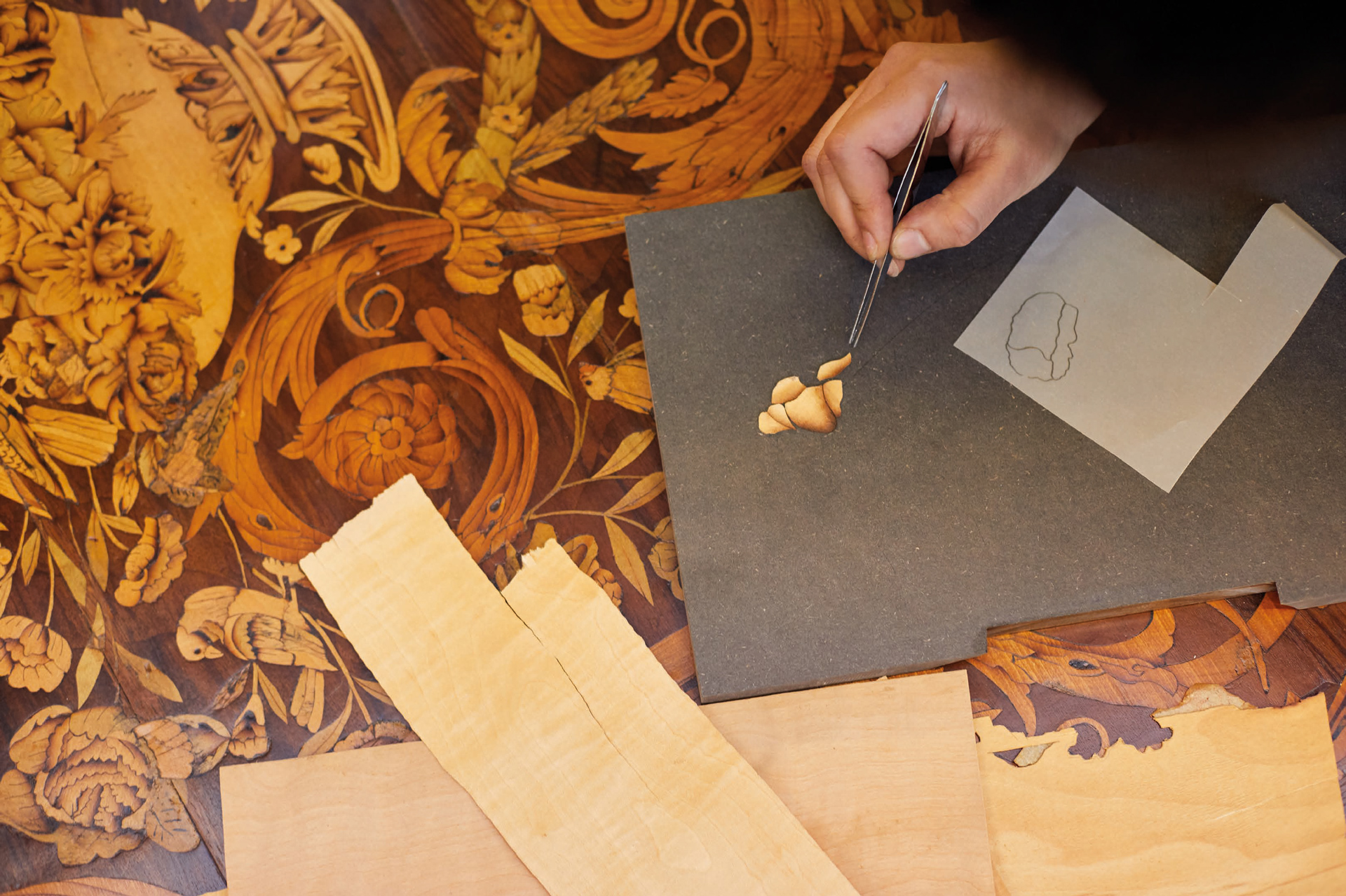 Atelier de restauration spécialisé meubles & marqueterie