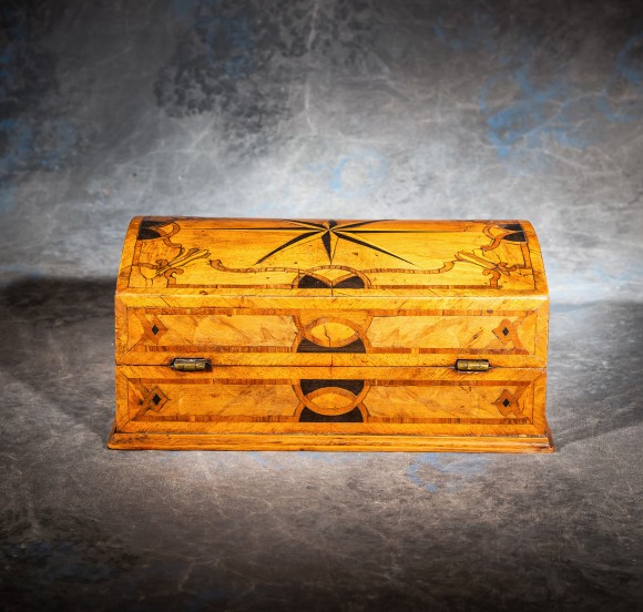 Coffret marqueté noyer rose des vents XVIII ème – Image 4